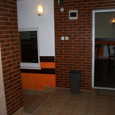 Casa Agnes Vendeghaz Hotel Fantanele  ภายนอก รูปภาพ