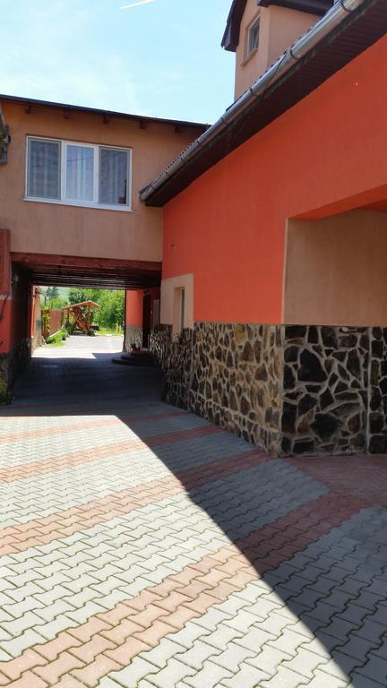 Casa Agnes Vendeghaz Hotel Fantanele  ภายนอก รูปภาพ