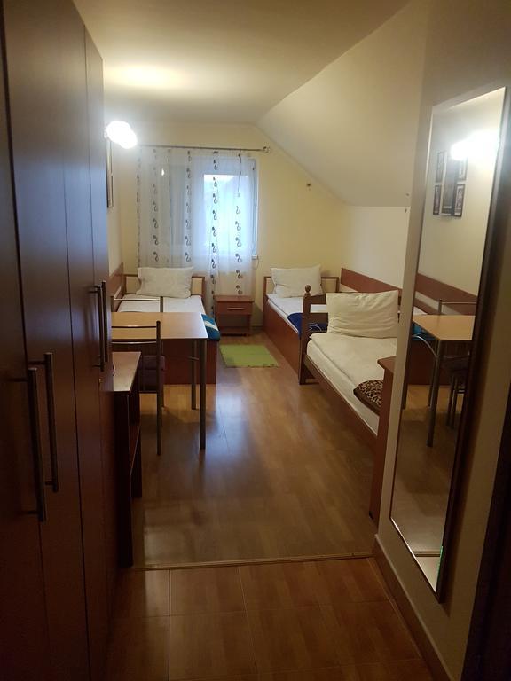 Casa Agnes Vendeghaz Hotel Fantanele  ภายนอก รูปภาพ